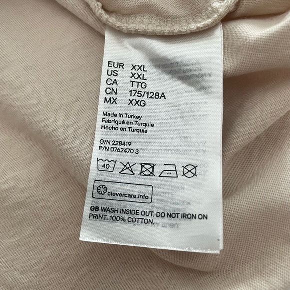 H&M Bugs Bunny Graphic Short Sleeve Tee - Picture 6 of 8